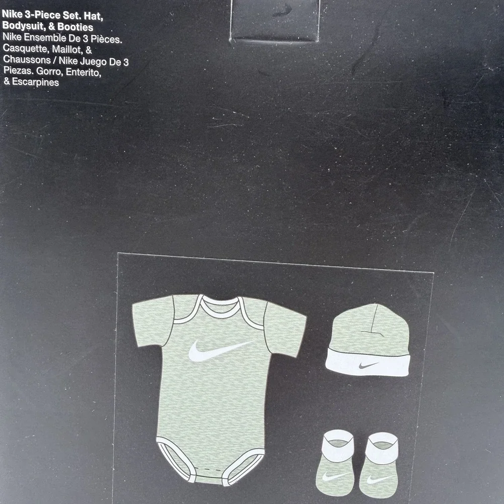 Nike Baby 3Pc Outfit Set Hat Bodysuit Booties 6-12M Sage Green White NIB - Picture 4 of 5
